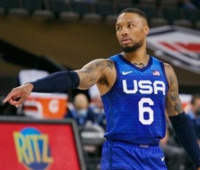 开云国际-利拉德辟谣：我没有逼宫！利拉德承认：我对阵容不满